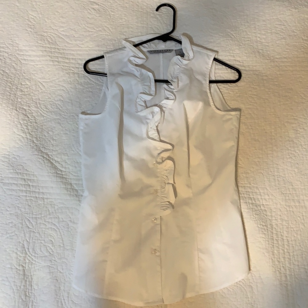 Ruffle sleeveless blouse